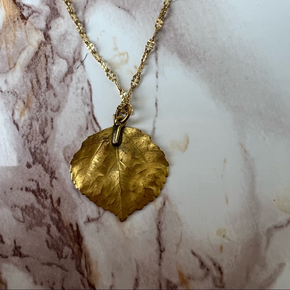 Vintage Gold Dipped Leaf + Thin Gold Chain - image 4
